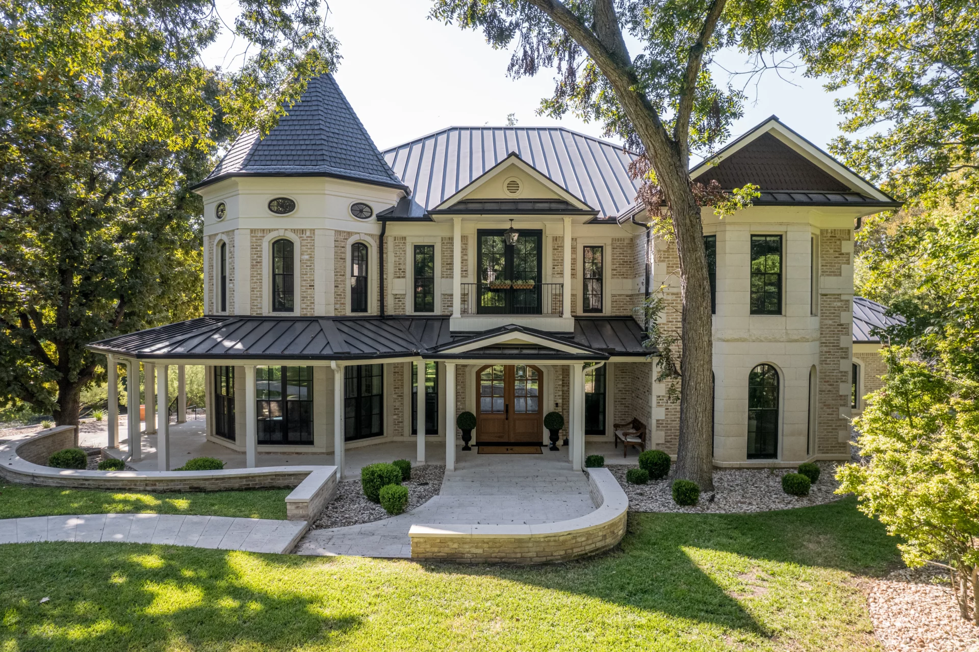 custom-home-build-lake-austin